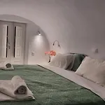 The Bay - Loft Sea & Sunset View Tatil Evi Oia